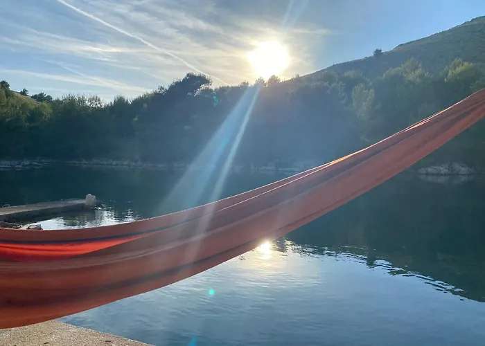 Secluded Fisherman's Cove Lupescina, Kornati - 18657 *